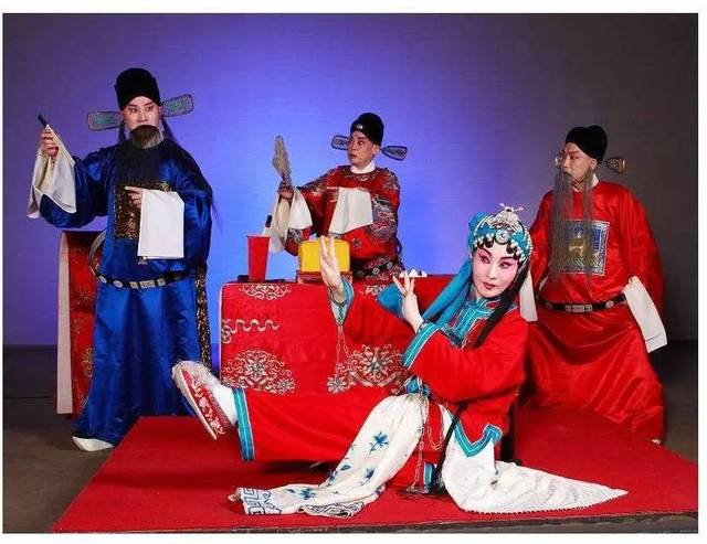 三亿体育手机版