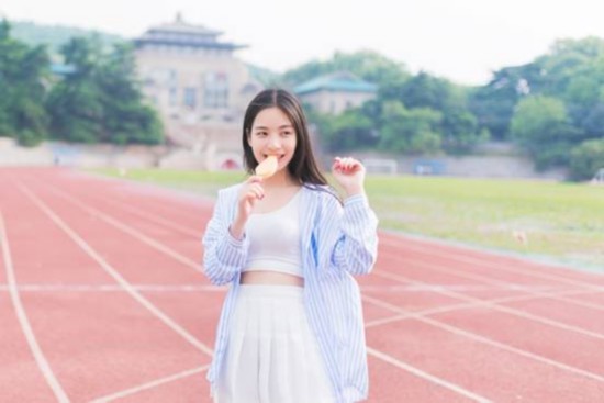 国产动画电影《天池水怪》7月19日上映 天池水怪讲的什么-三亿体育官网(图1) 三亿体育官网